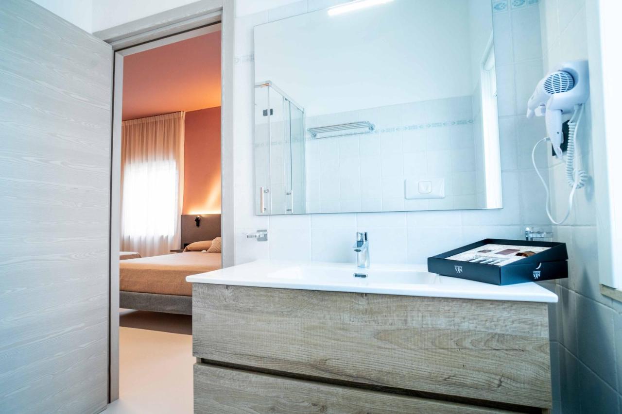La Maison - Boutique Rooms Sperlonga Eksteriør bilde