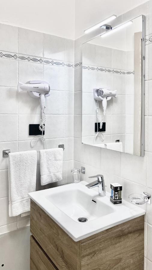 La Maison - Boutique Rooms Sperlonga Eksteriør bilde